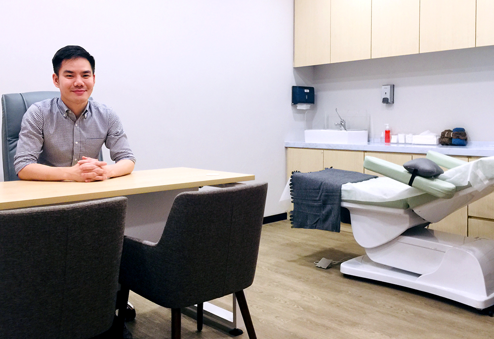 Premier Clinic Mont Kiara Consultation Room Premier Clinic Mont Kiara Consultation Room