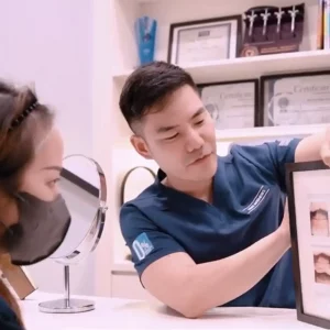 FUE hair transplant expert by Dr Foo